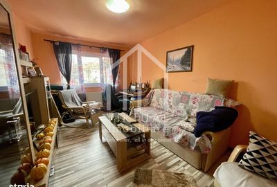 Apartament cu 3 camere decomandat, mobilat în Vasile Aaron - 8