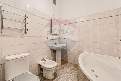 Apartament cu 4 camere decomandat, mobilat în Ultracentral - 11