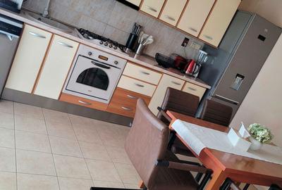 Apartament cu 3 camere decomandat în Exterior Vest - 5