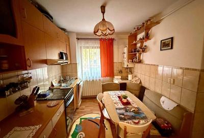 Apartament cu 2 camere decomandat în Petros - 4