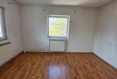 Casă individuală cu 3 camere cu Canalizare în Coiciu - 6