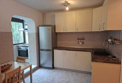 Apartament cu 3 camere decomandat, mobilat în Lacul Tei - 3