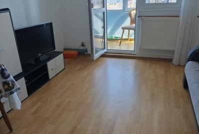 Apartament cu 2 camere semidecomandat în Central - 1