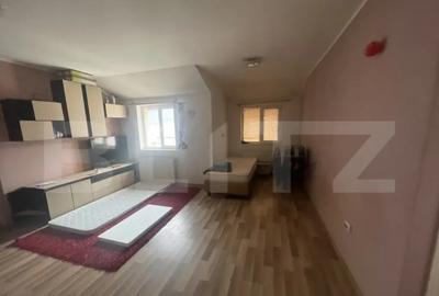 Apartament cu 4 camere decomandat în Central - 2