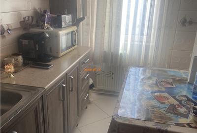 Apartament 2 camere , cartier Sud , et 2/4 ,decomandat , imb - 11