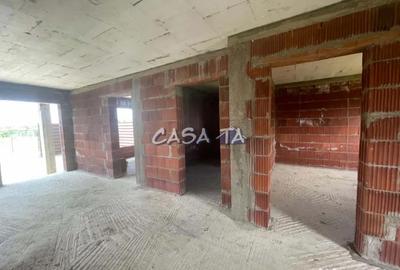 Casă cu 3 camere cu Teren 300 Mp în Bălești - 12