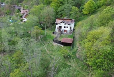 Casă cu Teren 2000 Mp în Râmeț - 6
