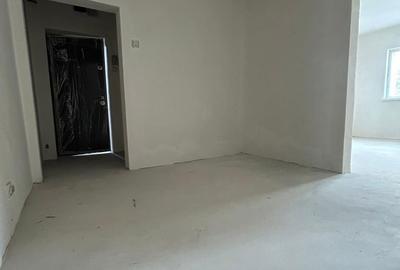 Apartament cu 3 camere în Central - 3