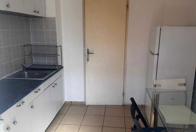 Apartament cu 2 camere decomandat în Giurgiului - 3