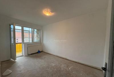 Resita,Ap.2cam, cf.1, Decom. Lunca - 17