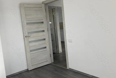 Inchiriez spatiu birouri zona Sincai, 3 camere et. 4 - 6
