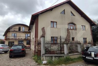 Casă cu 5 camere cu Teren 970 Mp în Rădăuți - 1