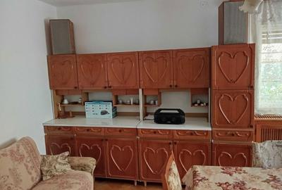 Casă cu 4 camere cu Teren 390 Mp în Central - 2