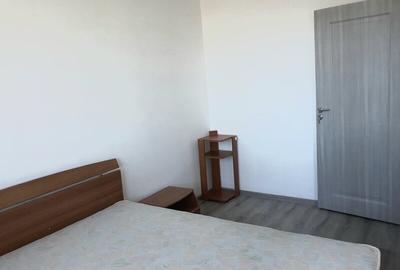 Apartament cu 3 camere semidecomandat, mobilat în Colentina - 12