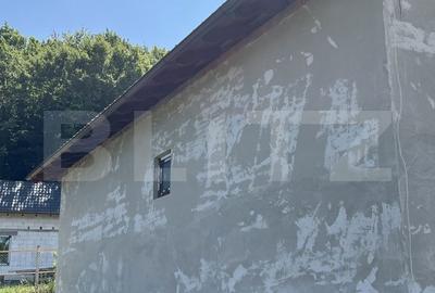 Casă cu 5 camere cu Teren 1000 Mp în Teaca - 4