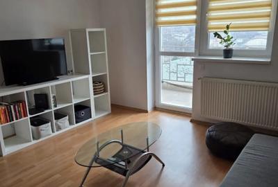 Garsonieră decomandată în Vitan