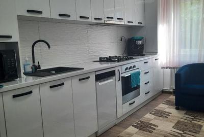 Apartament cu 3 camere decomandat în Mihai Viteazu - 4