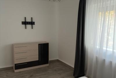 Direct Proprietar - Apartament de 2 camere modernizat, 48,7mp,  Calea Sagului - 13