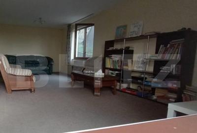 Casă cu 5 camere cu Teren 667 Mp în Central