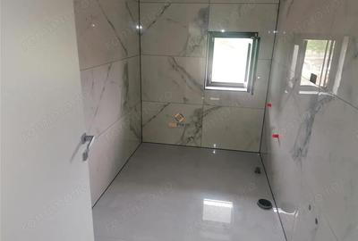 Casă cu Teren 300 Mp în Central - 12