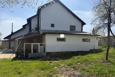 Casă cu 4 camere în Ciobănești - 6
