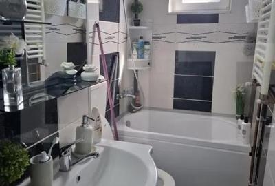 Apartament cu 3 camere semidecomandat, mobilat în Spitalul Județean - 10