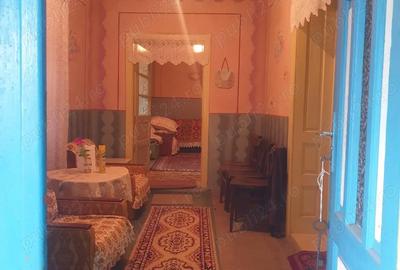 Casă cu 3 camere în Dezești - 9