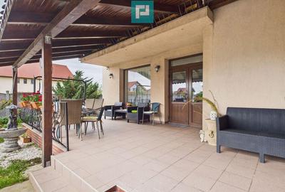 Vila cu 6 camere ?i teren generos in ?agu - 18