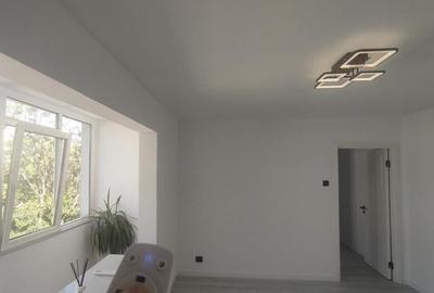 COMISION O, apartament 3 camere RENOVAT TOTAL, LA PRET DE 2 CAMERE - 2