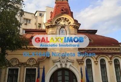 Casă cu 8 camere cu Teren 707 Mp în Romană - 1