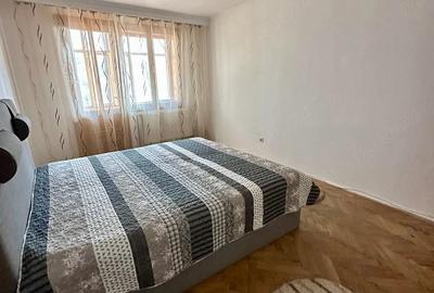 Apartament cu 3 camere decomandat în Central - 2