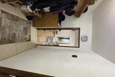 Apartament cu 3 camere decomandat în Central - 1