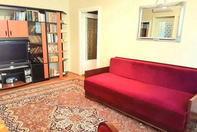 Apartament cu 2 camere semidecomandat în Titulescu - 7