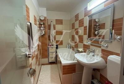 Apartament cu 3 camere decomandat în Sebastian - 14