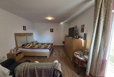 Casă cu 9 camere cu Garaj în Dristor - 4