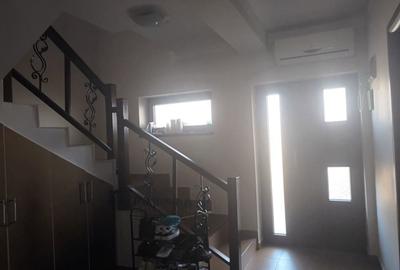 Casă cu 5 camere cu Teren 530 Mp în Central - 9