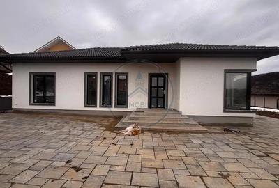 Casă cu Teren 550 Mp în Central - 5