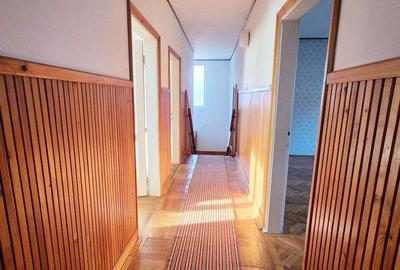Casă cu 5 camere cu Teren 3581 Mp în Central - 18