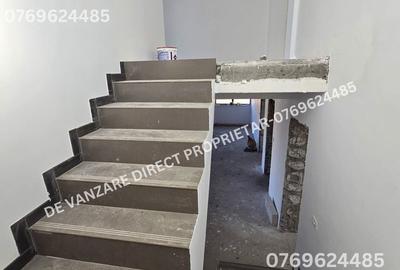 Casă cu 5 camere cu Teren 387 Mp în Agigea - 12