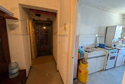 Apartament cu 3 camere decomandat în Republicii - 2