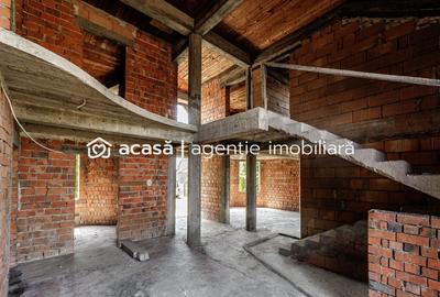 Casă individuală cu 14 camere cu Canalizare în Micălaca - 13