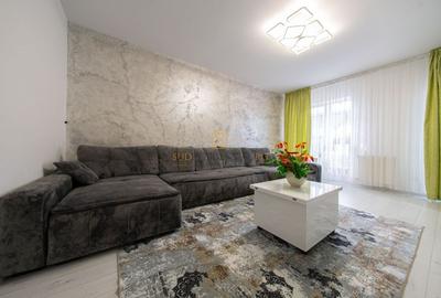 Apartament cu 3 camere decomandat, mobilat în Sud