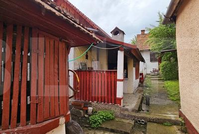 Casa traditionala din lemn, cu teren de 600 mp. - Bodoc - 2