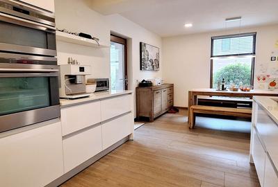 Casa eficienta energetic cu piscina in Giroc - 13