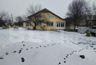 Spațiu comercial, de 600 mp, în Ișalnița - 2