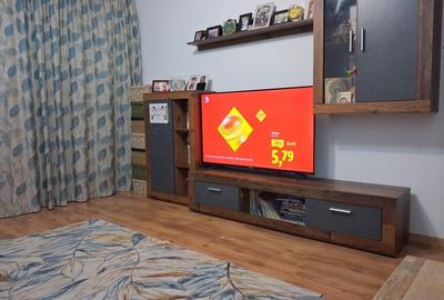 Apartament cu 2 camere decomandat în Sânpetru - 4