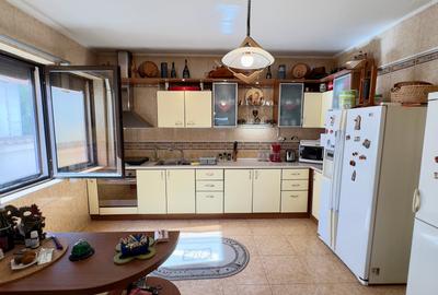 Vila individuala P+1+M cu deschidere la Lacul Snagov, piscina, sauna, ponton - 18