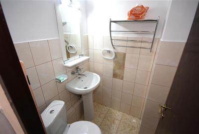 Apartament cu 3 camere decomandat în Vitan - 10