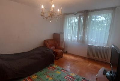Apartament cu 3 camere decomandat în Drumul Taberei - 2