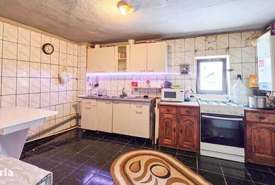 Casă cu 3 camere cu Canalizare în Ghencea - 4